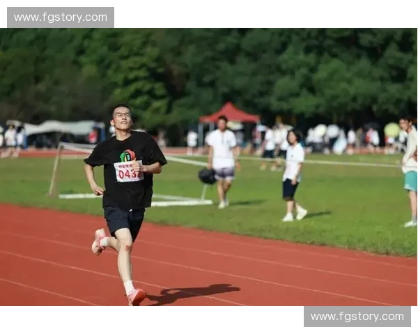 冲刺跑道上的速度与激情全面提升训练与竞技水平的探索 冲刺跑道上的速度与激情全面提升训练与竞技水平的探索