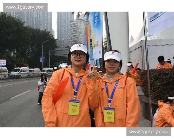 赛事志愿者用热情与行动点亮赛场服务温度与城市文明新风尚